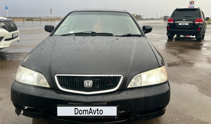 Honda Inspire 2001 года