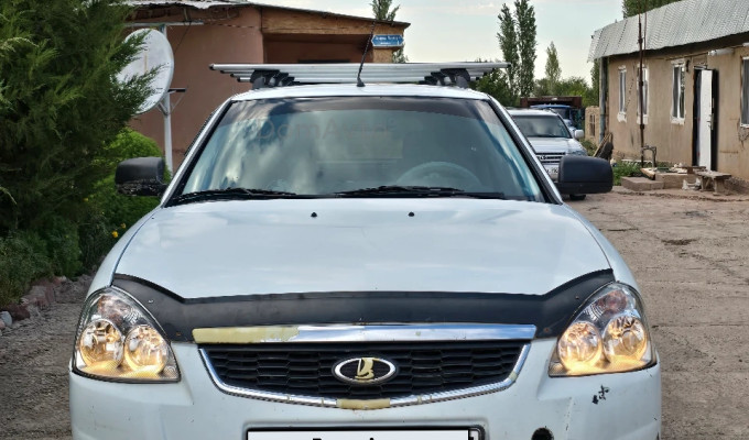 ВАЗ (Lada) Priora 2013 года