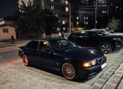 BMW 7 серия 1997 года