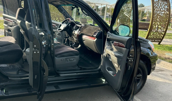 Lexus GX 2008 года