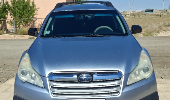 Subaru Outback 2013 года