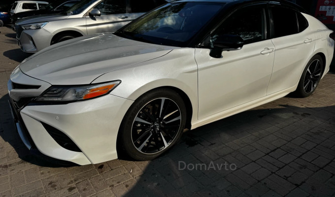 Toyota Camry 2019 года