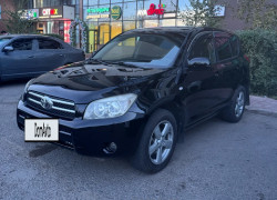 Toyota RAV4 2007 года