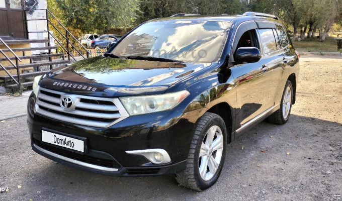 Toyota Highlander 2010 года