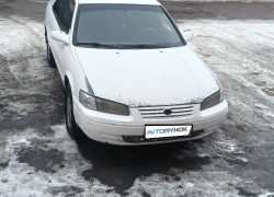 Toyota Camry 1998 года
