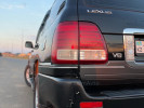 Lexus LX 2001 года