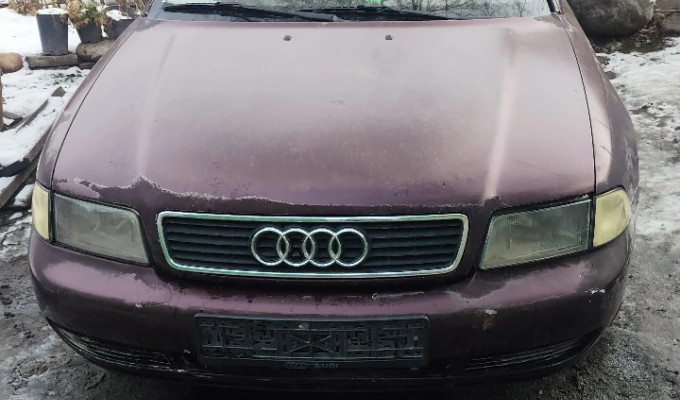 Audi A4 1996 года