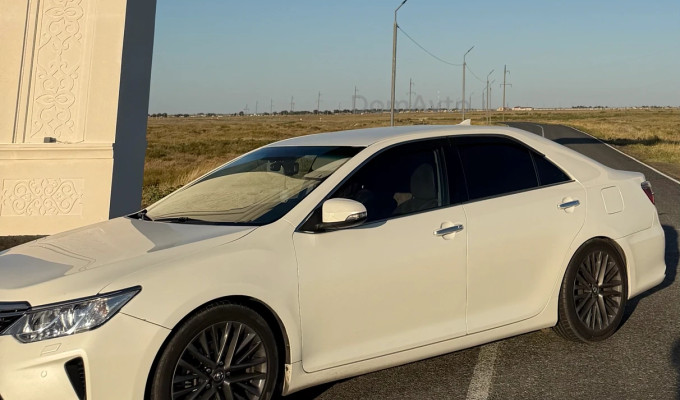Toyota Camry 2014 года