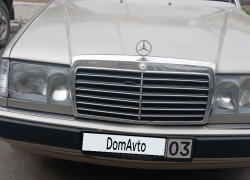 Mercedes-Benz E-Класс 1990 года