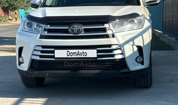 Toyota Highlander 2018 года