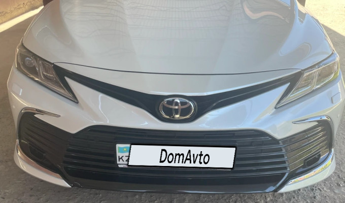 Toyota Camry 2024 года