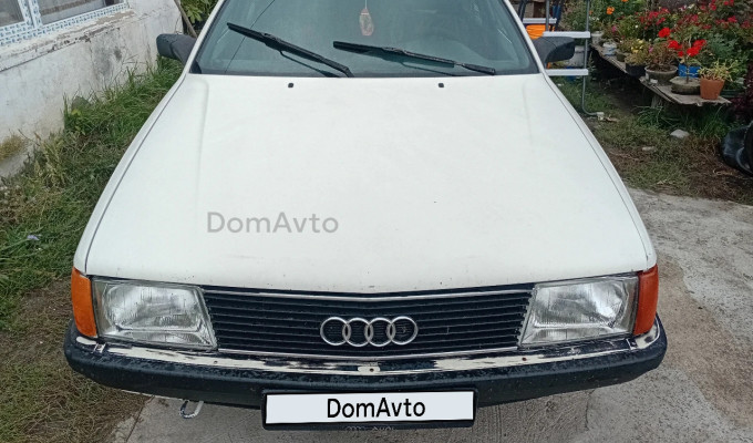 Audi 100 1989 года