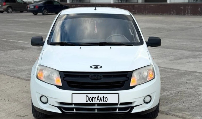 ВАЗ (Lada) Granta 2013 года