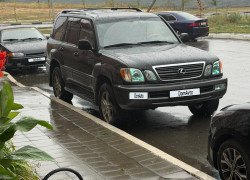 Lexus LX 2003 года