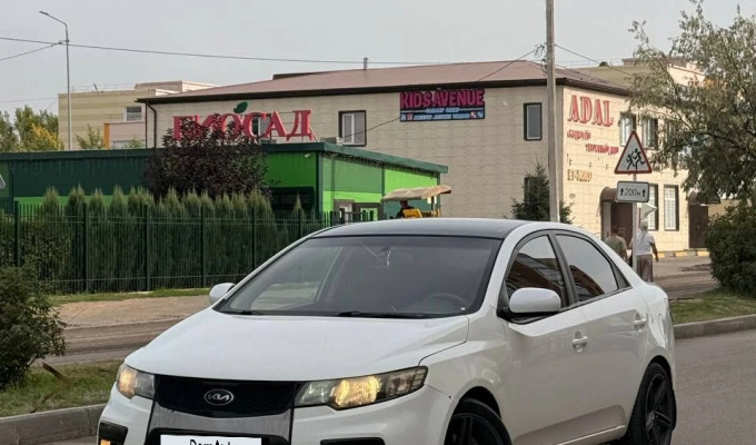 Kia Cerato 2012 года