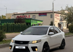 Kia Cerato 2012 года