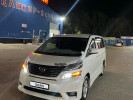 Toyota Alphard 2010 года