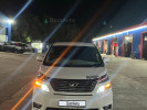 Toyota Alphard 2010 года