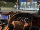 Toyota Alphard 2010 года