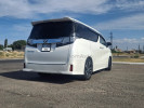 Toyota Alphard 2016 года