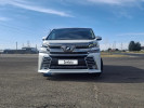 Toyota Alphard 2016 года
