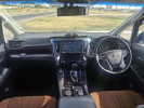 Toyota Alphard 2016 года