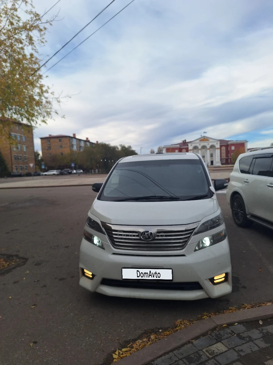 Toyota Vellfire, 2009