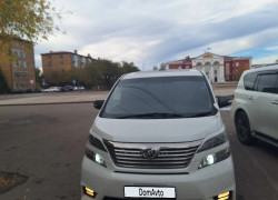 Toyota Vellfire 2009 года