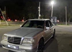 Mercedes-Benz E-Класс 1992 года