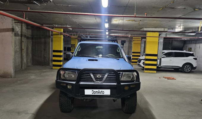 Nissan Patrol 1999 года