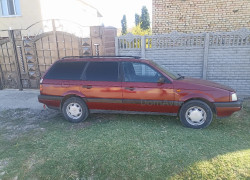 Volkswagen Passat 1992 года