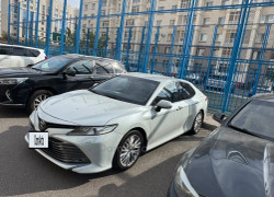 Toyota Camry 2019 года