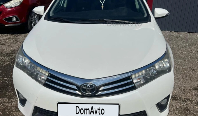 Toyota Corolla 2014 года