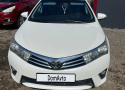 Toyota Corolla 2014 года