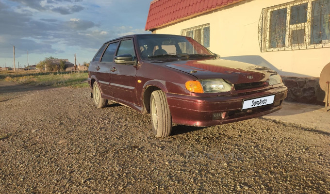 ВАЗ (Lada) 2114 2012 года