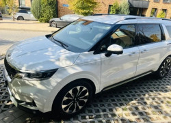 Kia Carnival 2021 года