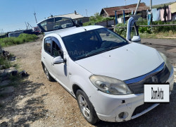 Renault Sandero 2013 года