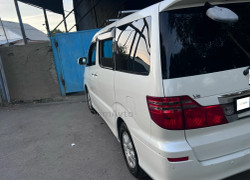 Toyota Alphard 2006 года