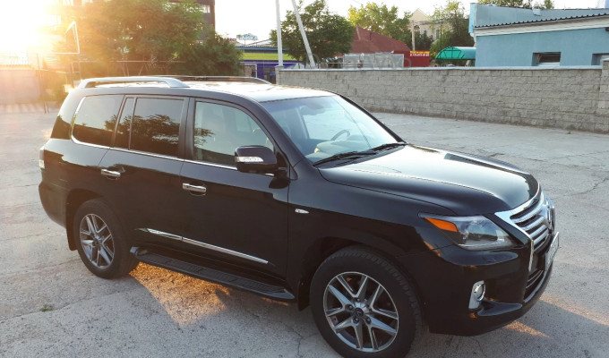 Lexus LX 2012 года