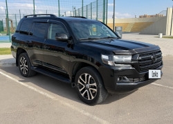 Toyota Land Cruiser 2016 года
