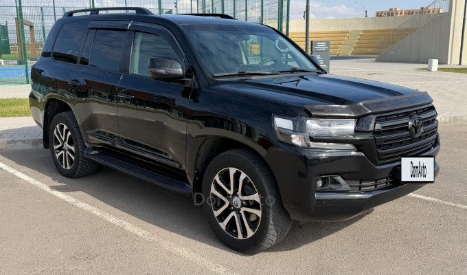 Toyota Land Cruiser 2016 года