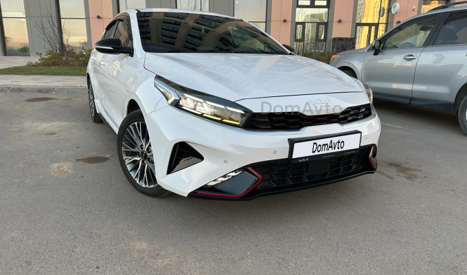Kia Cerato 2023 года
