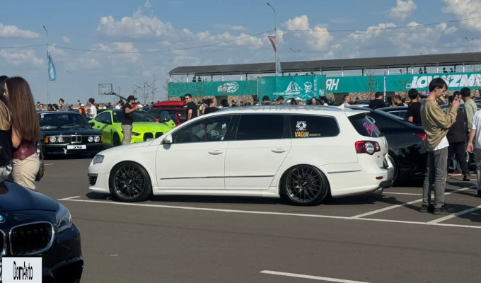 Volkswagen Passat 2010 года