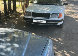 Audi 100 1993 года