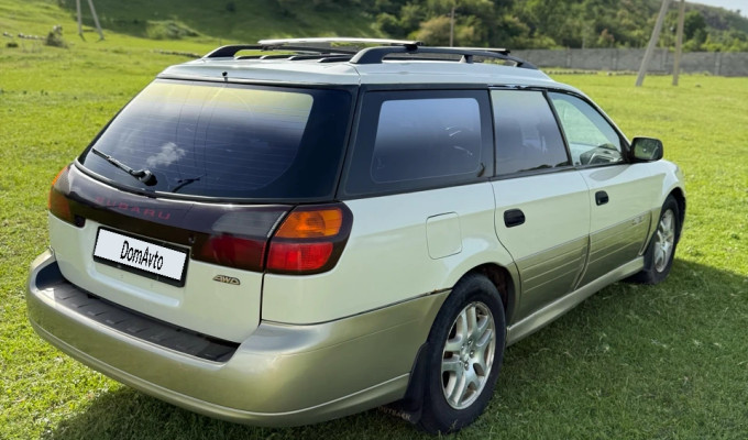 Subaru Outback 2003 года