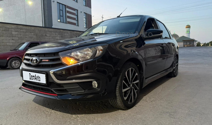 ВАЗ (Lada) Granta 2017 года