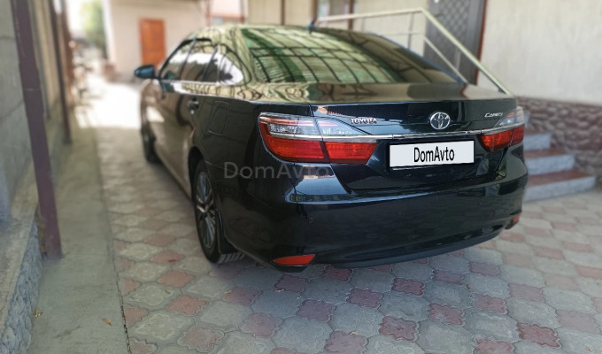 Toyota Camry 2013 года