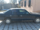 Mercedes-Benz E-Класс 1993 года