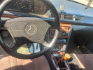 Mercedes-Benz E-Класс 1993 года