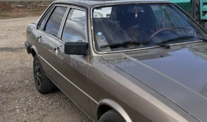 Audi 90 1984 года